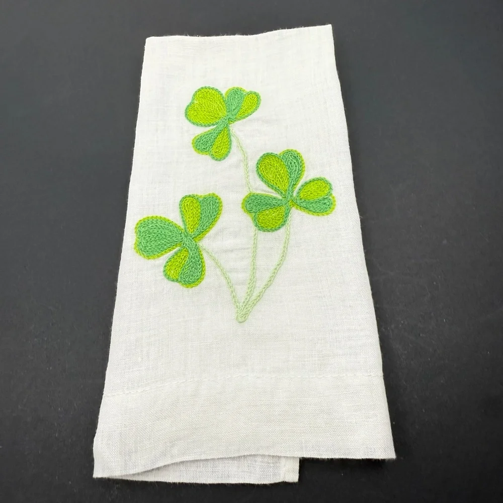 Vintage, 3 White Madeira Linen , Embroidered Shamrock Finger Tip Guest Towels